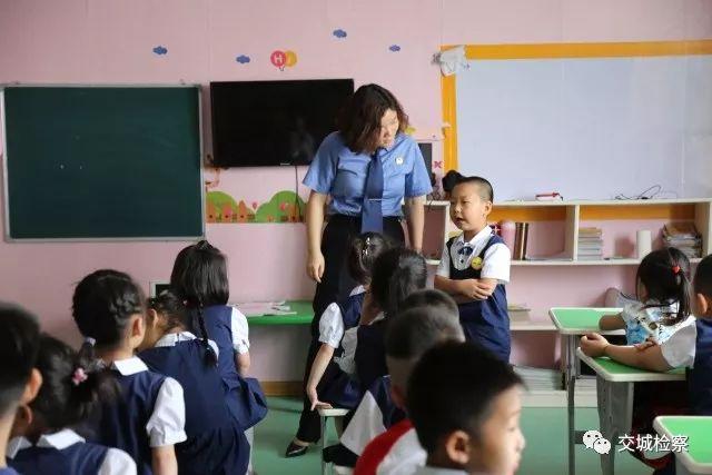 最新東方時(shí)事解讀，自然美景背后的探索之旅