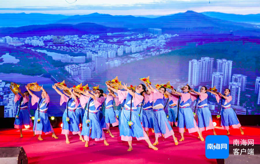 廣場(chǎng)舞2025最新風(fēng)潮，舞動(dòng)你的世界！?