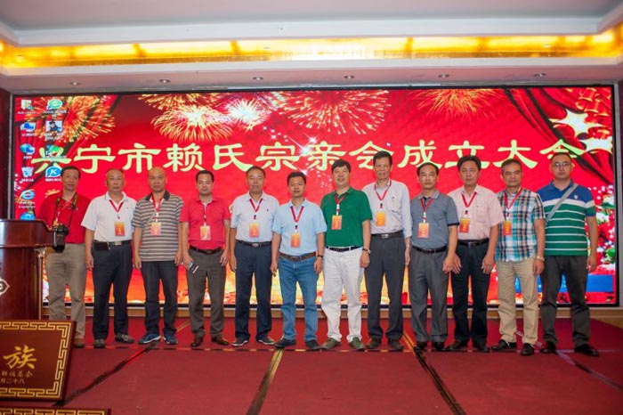 賴氏最新動(dòng)態(tài)引領(lǐng)科技潮流，重塑未來(lái)生活體驗(yàn)新篇章